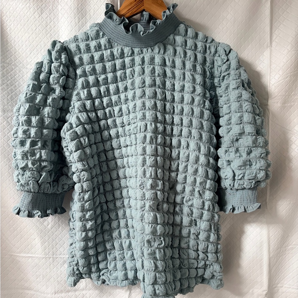 English Factory Textured Knit in Soft Blue